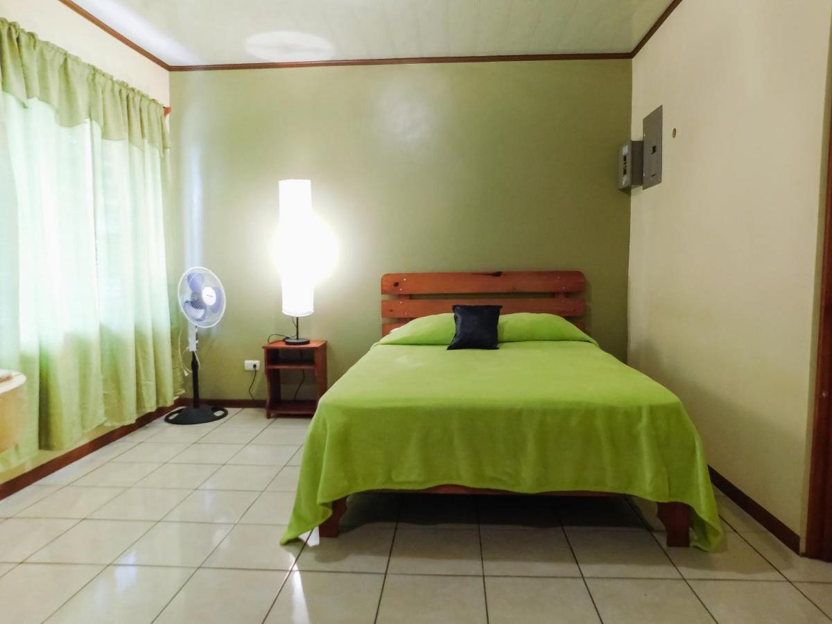 Hotel Amjeco San Isidro De El General Bagian luar foto