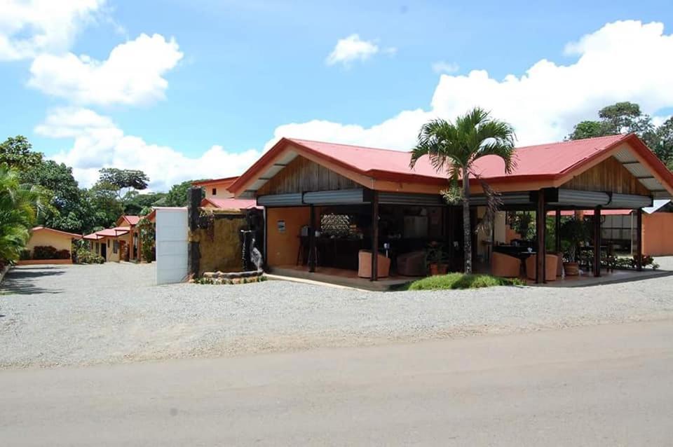 Hotel Amjeco San Isidro De El General Bagian luar foto