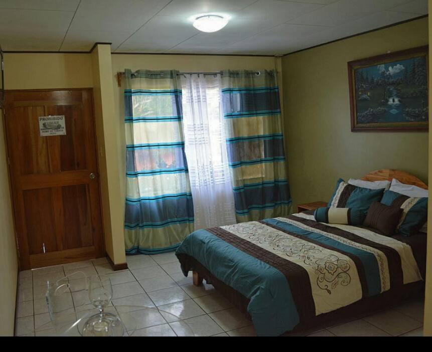 Hotel Amjeco San Isidro De El General Bagian luar foto